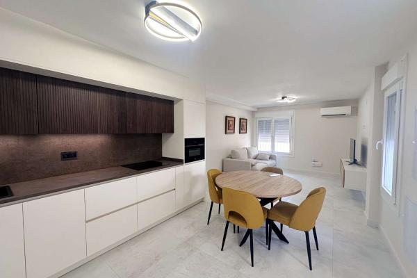 Apartamento en planta baja en alquiler.