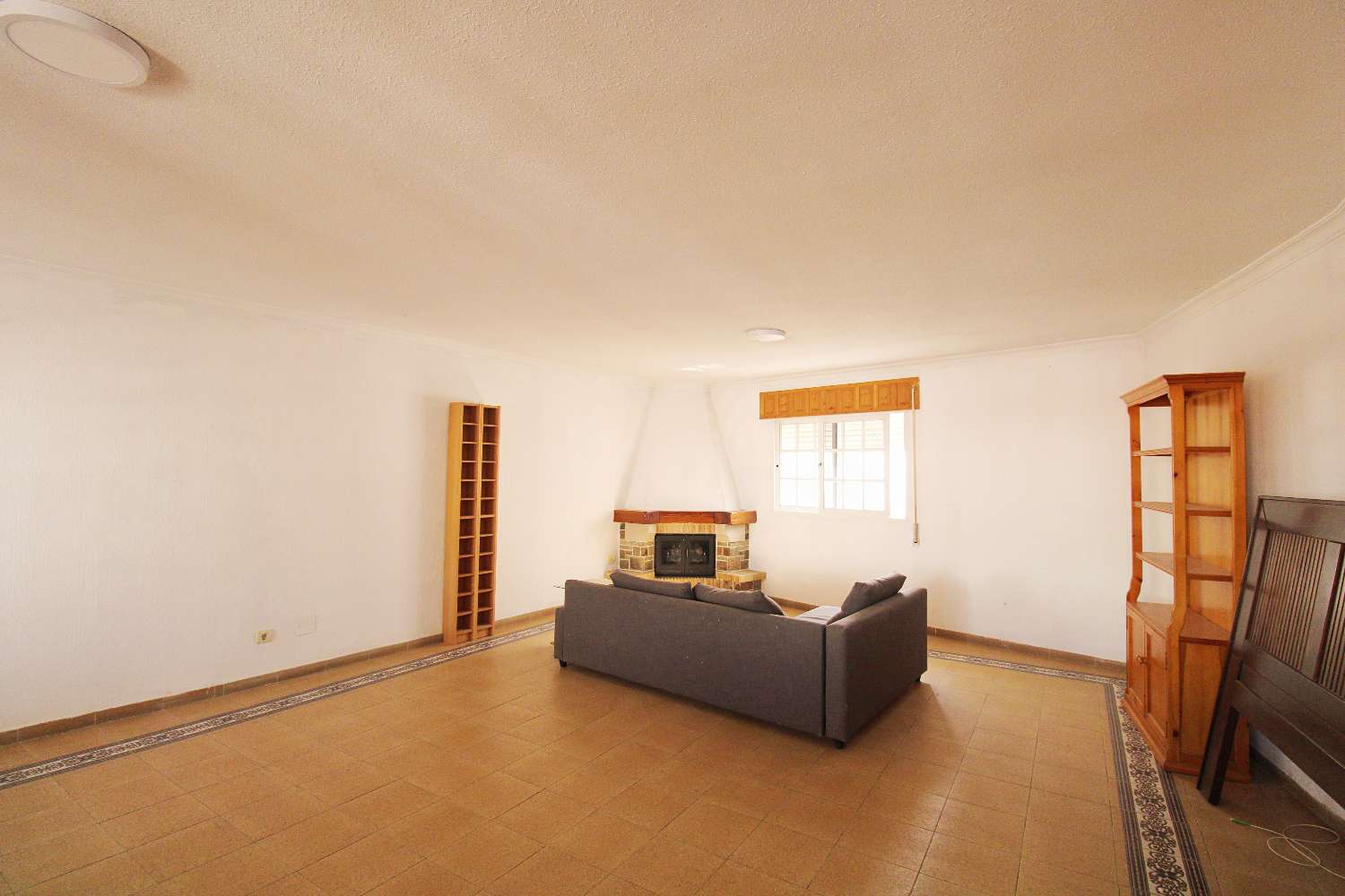 Penthouse à louer en centre ville.