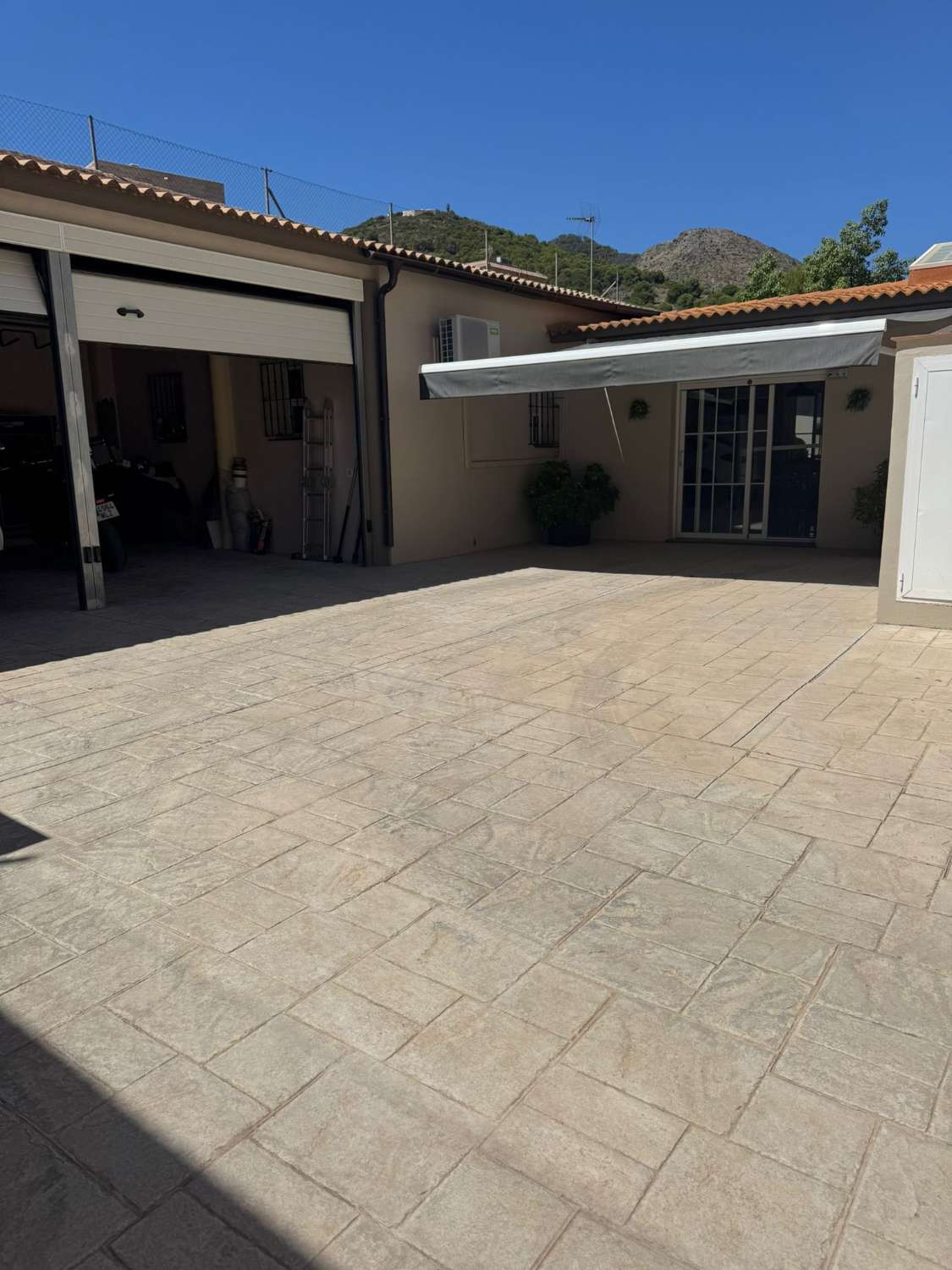 Encantadora Villa Familiar con Piscina y Vistas en Pinos de Alhaurín