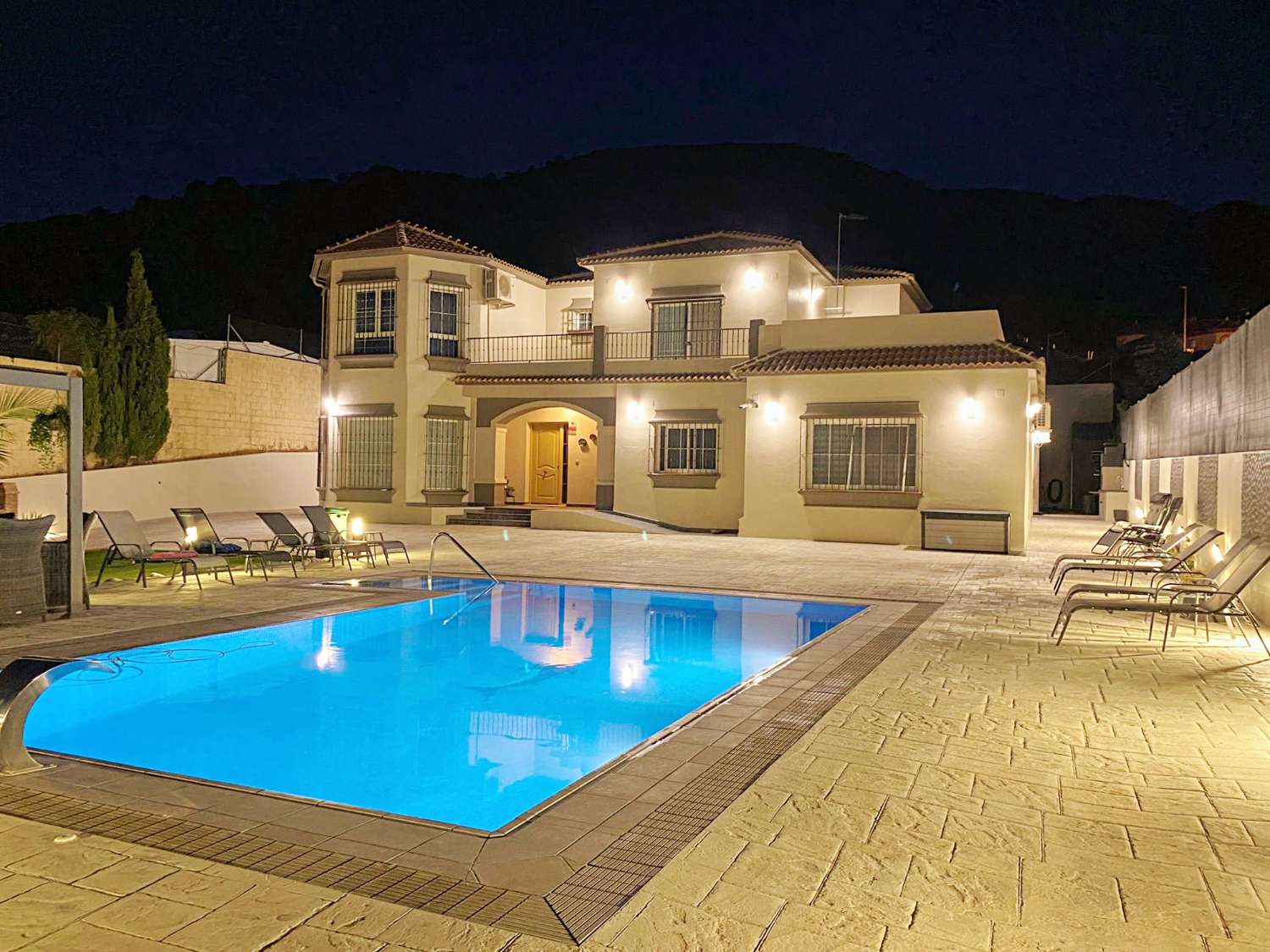 Villa zum verkauf in Alhaurín de la Torre