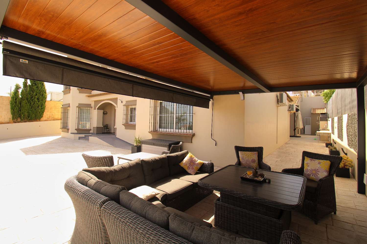 Encantadora Villa Familiar con Piscina y Vistas en Pinos de Alhaurín