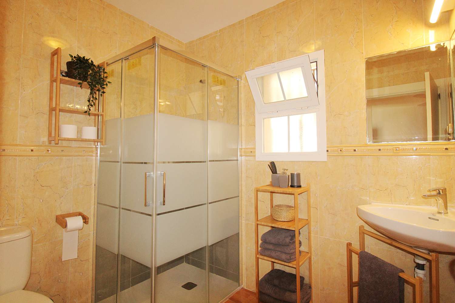 Encantadora Villa Familiar con Piscina y Vistas en Pinos de Alhaurín
