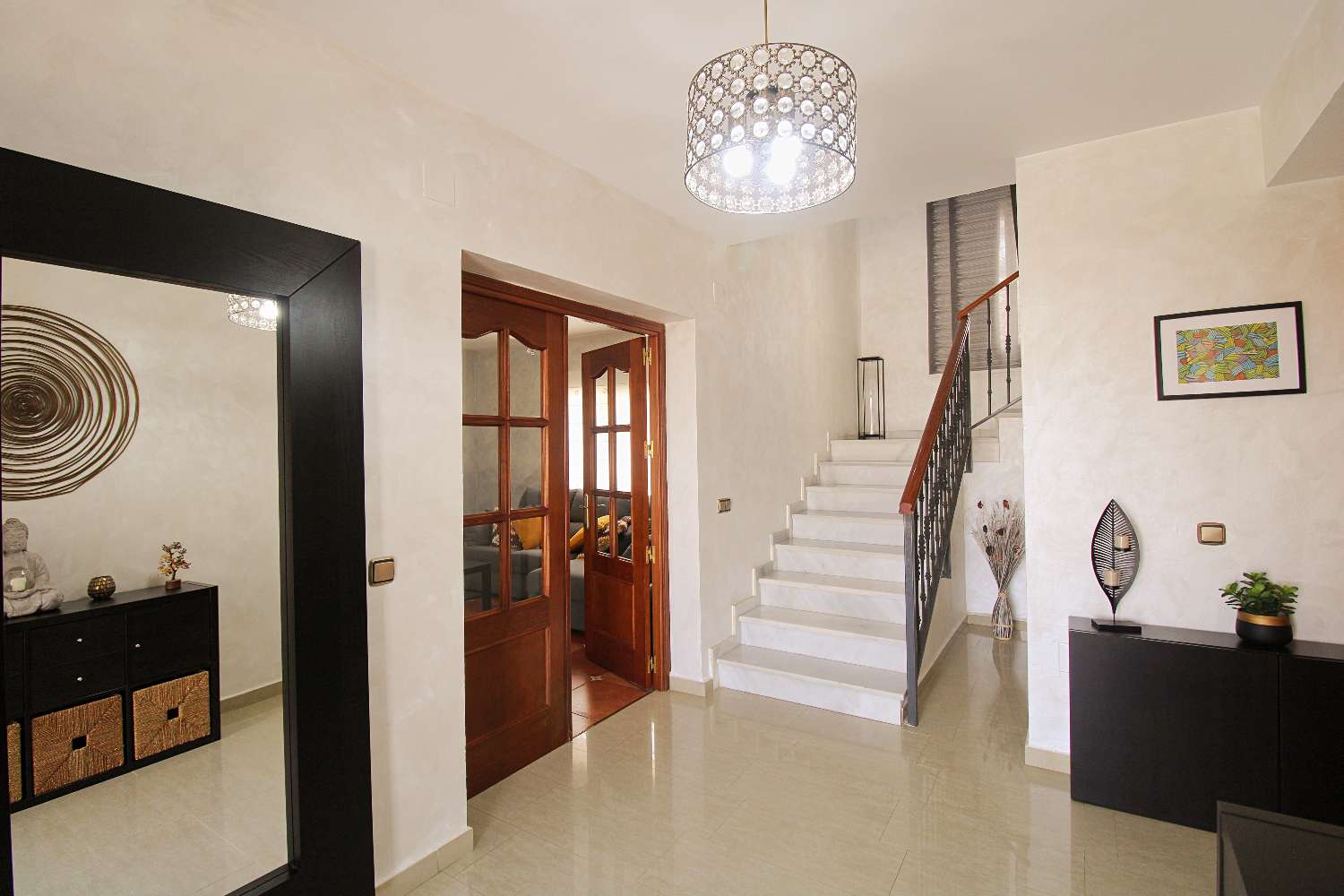 Encantadora Villa Familiar con Piscina y Vistas en Pinos de Alhaurín