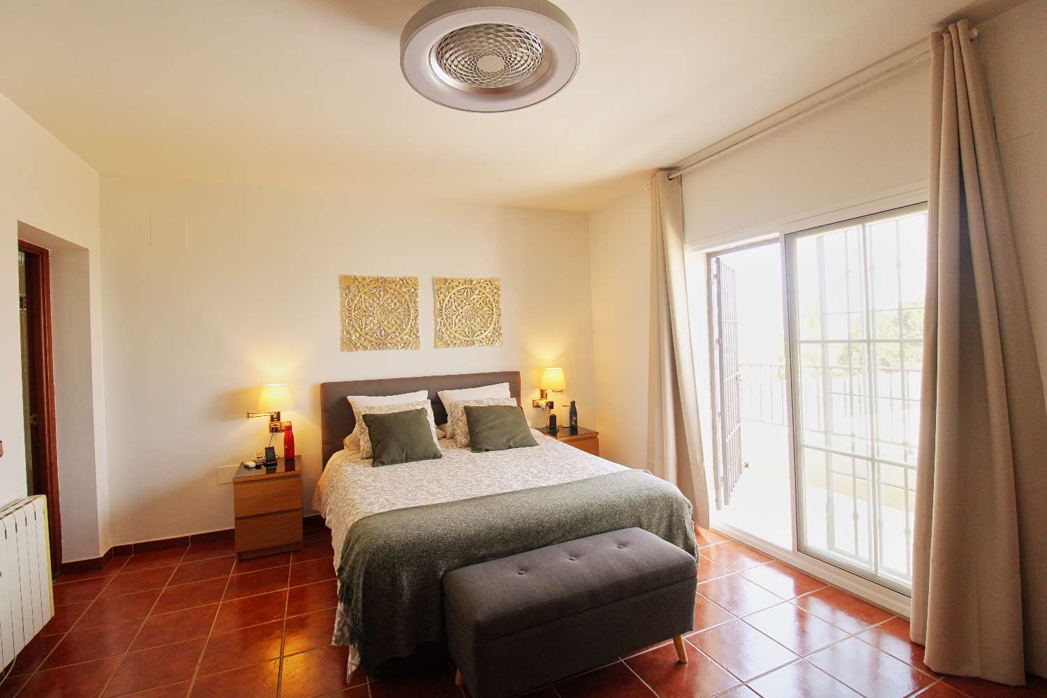 Encantadora Villa Familiar con Piscina y Vistas en Pinos de Alhaurín