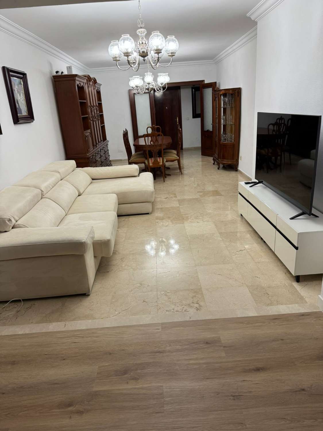 Appartement spacieux à louer dans le centre de Malaga avec terrasse et garage