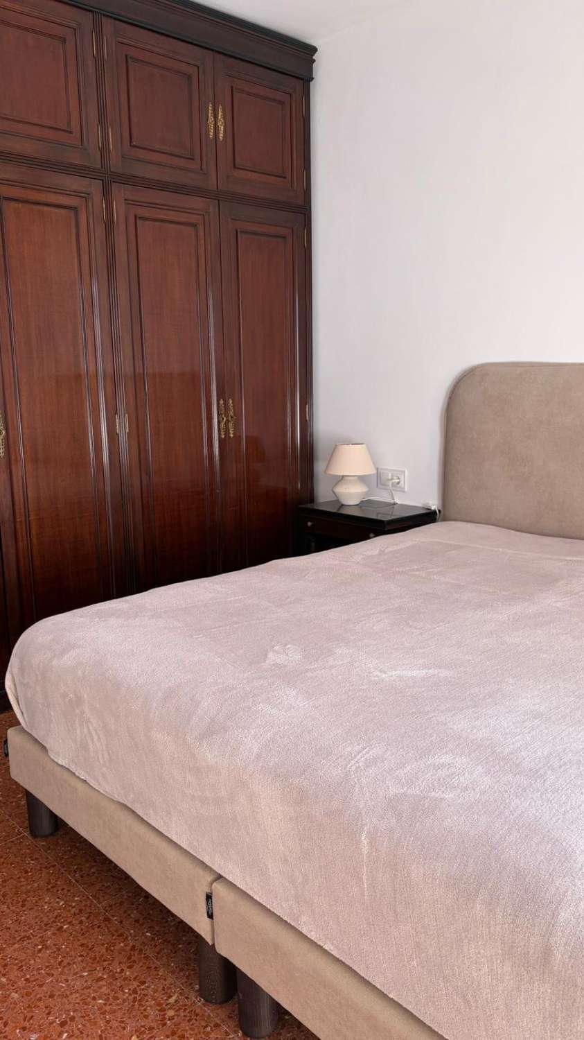 Appartement spacieux à louer dans le centre de Malaga avec terrasse et garage