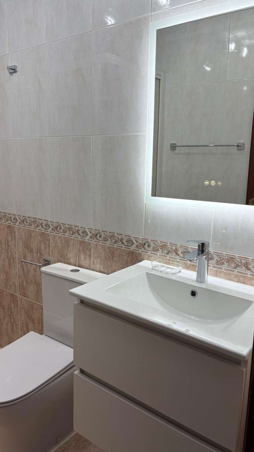 Appartement spacieux à louer dans le centre de Malaga avec terrasse et garage