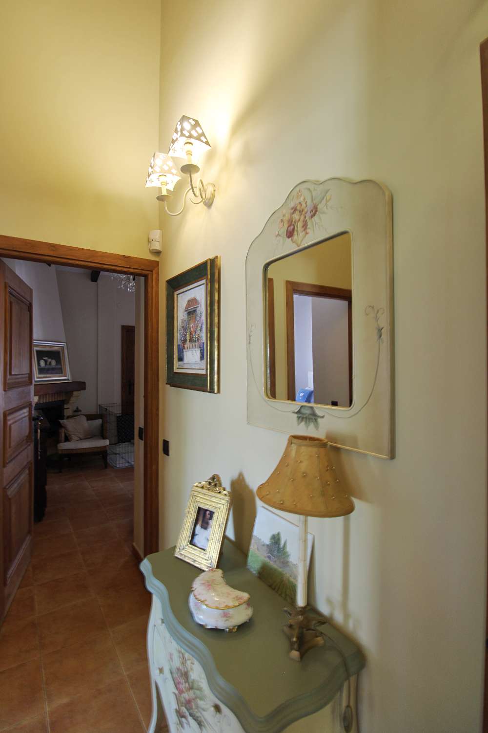 Villa Independiente con Gran Parcela y Encanto Natural en Pinos de Alhaurín