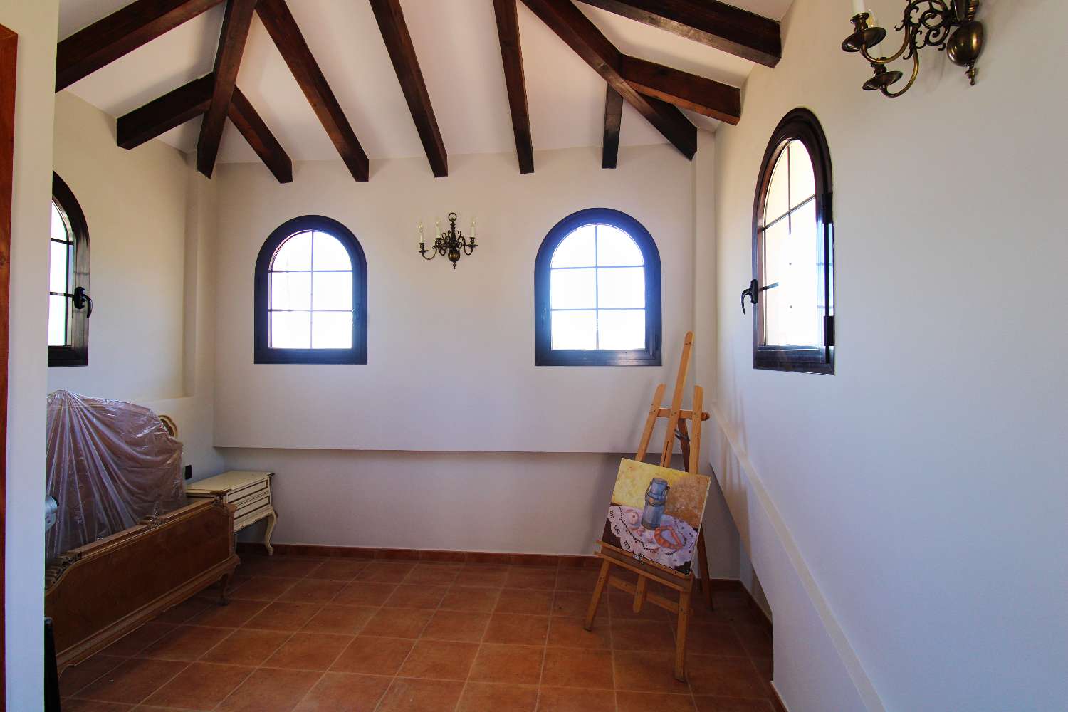 Villa Independiente con Gran Parcela y Encanto Natural en Pinos de Alhaurín