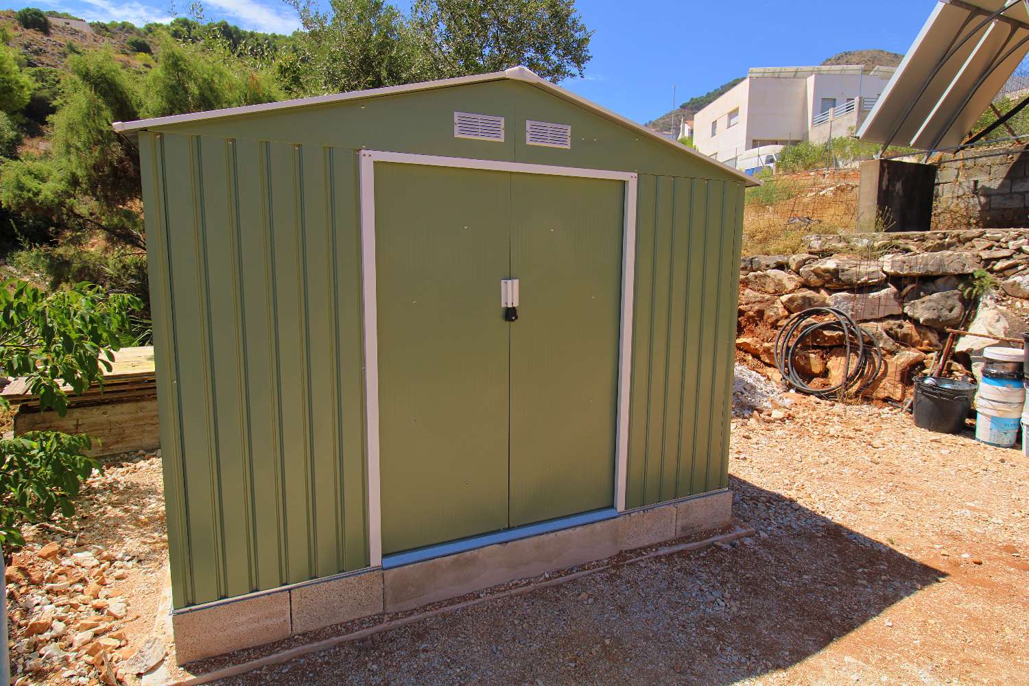 Villa Independiente con Gran Parcela y Encanto Natural en Pinos de Alhaurín