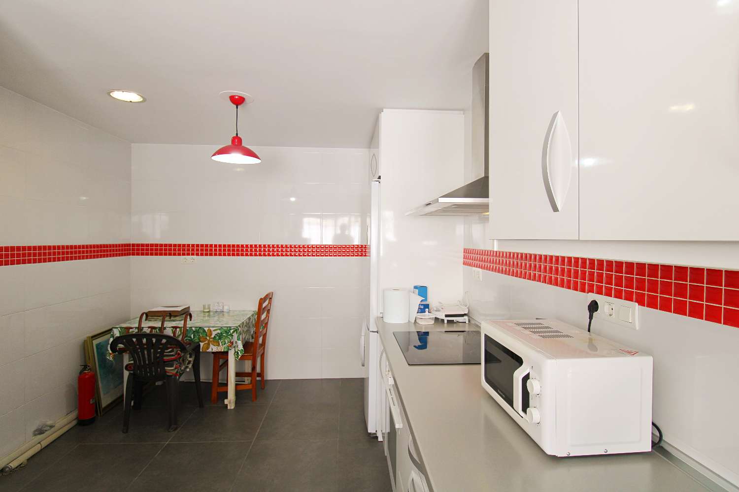 Adosado con Encanto y Espacios Amplios en Alhaurín de la Torre
