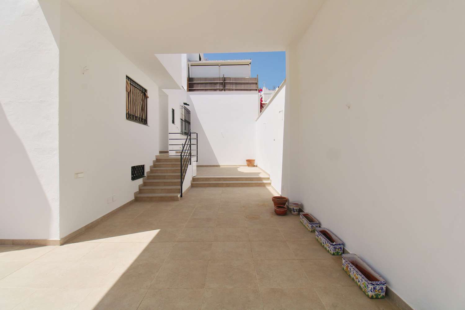 Adosado con Encanto y Espacios Amplios en Alhaurín de la Torre
