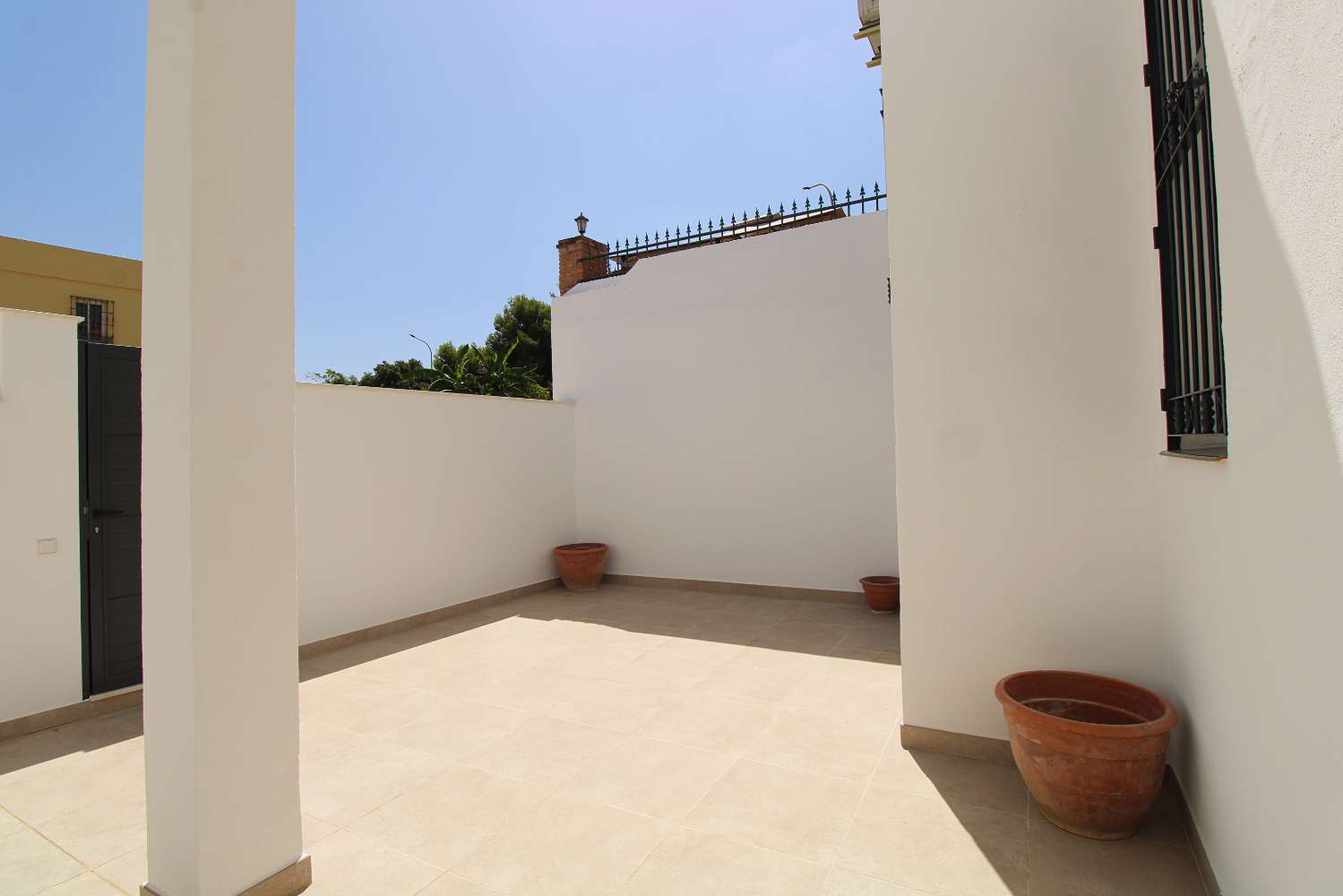 Adosado con Encanto y Espacios Amplios en Alhaurín de la Torre