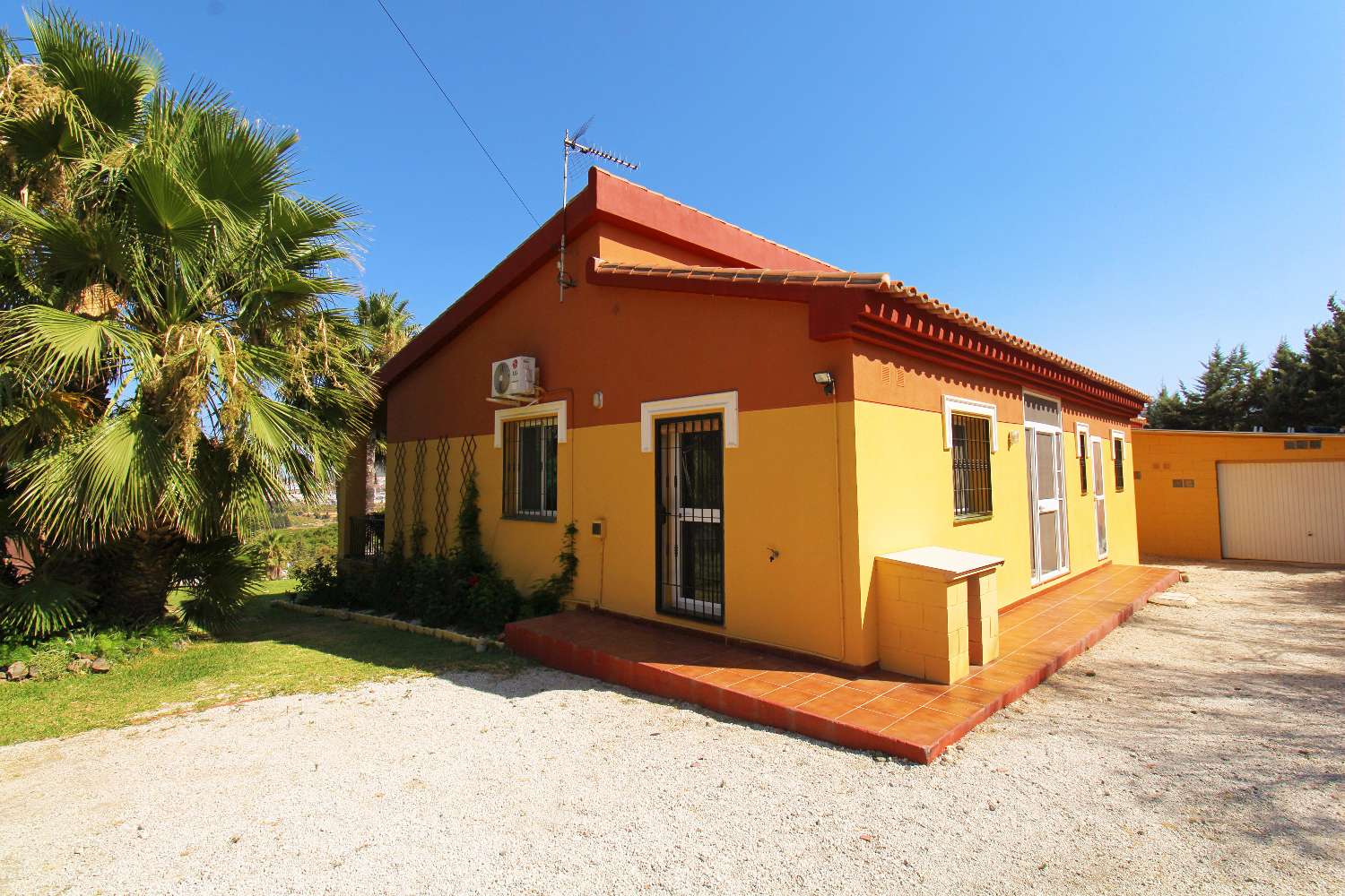 Villa for rent on one floor in El Romeral
