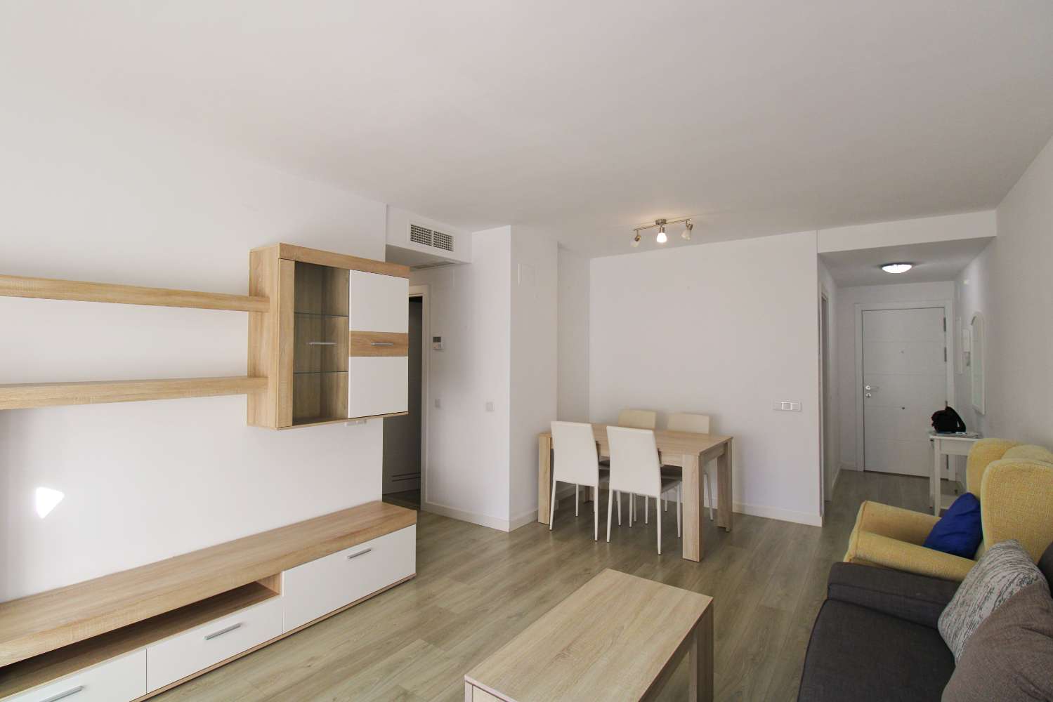 Moderne Wohnung mit Terrasse im Zentrum von Alhaurín de la Torre