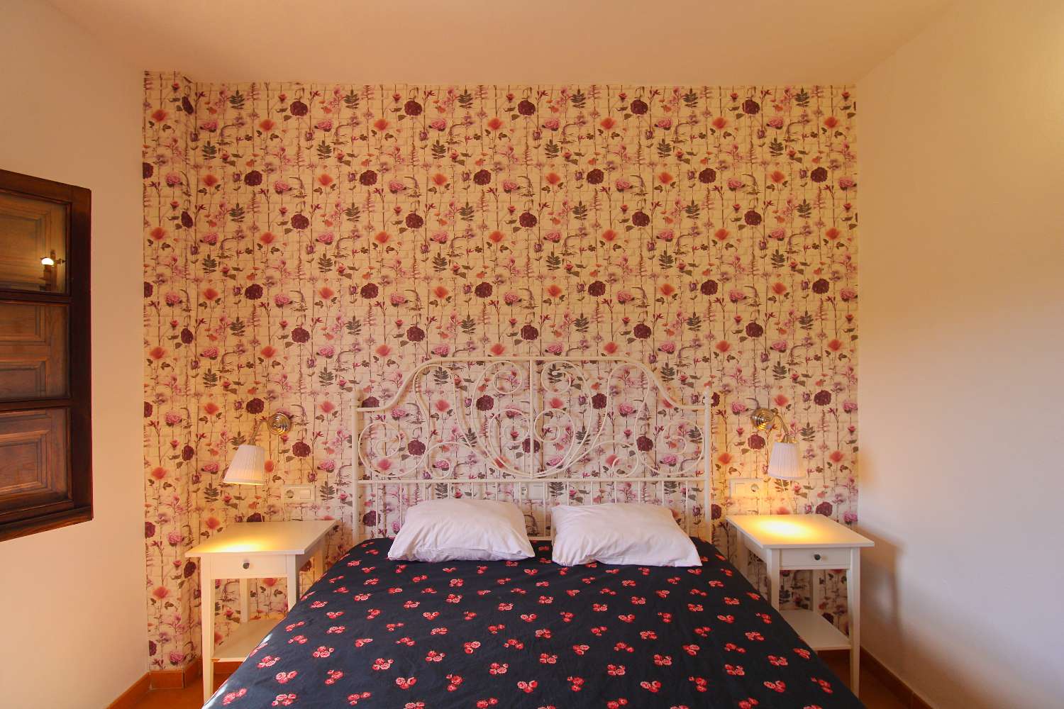 Rural house with tourist license, swimming pool and large plot in Periana