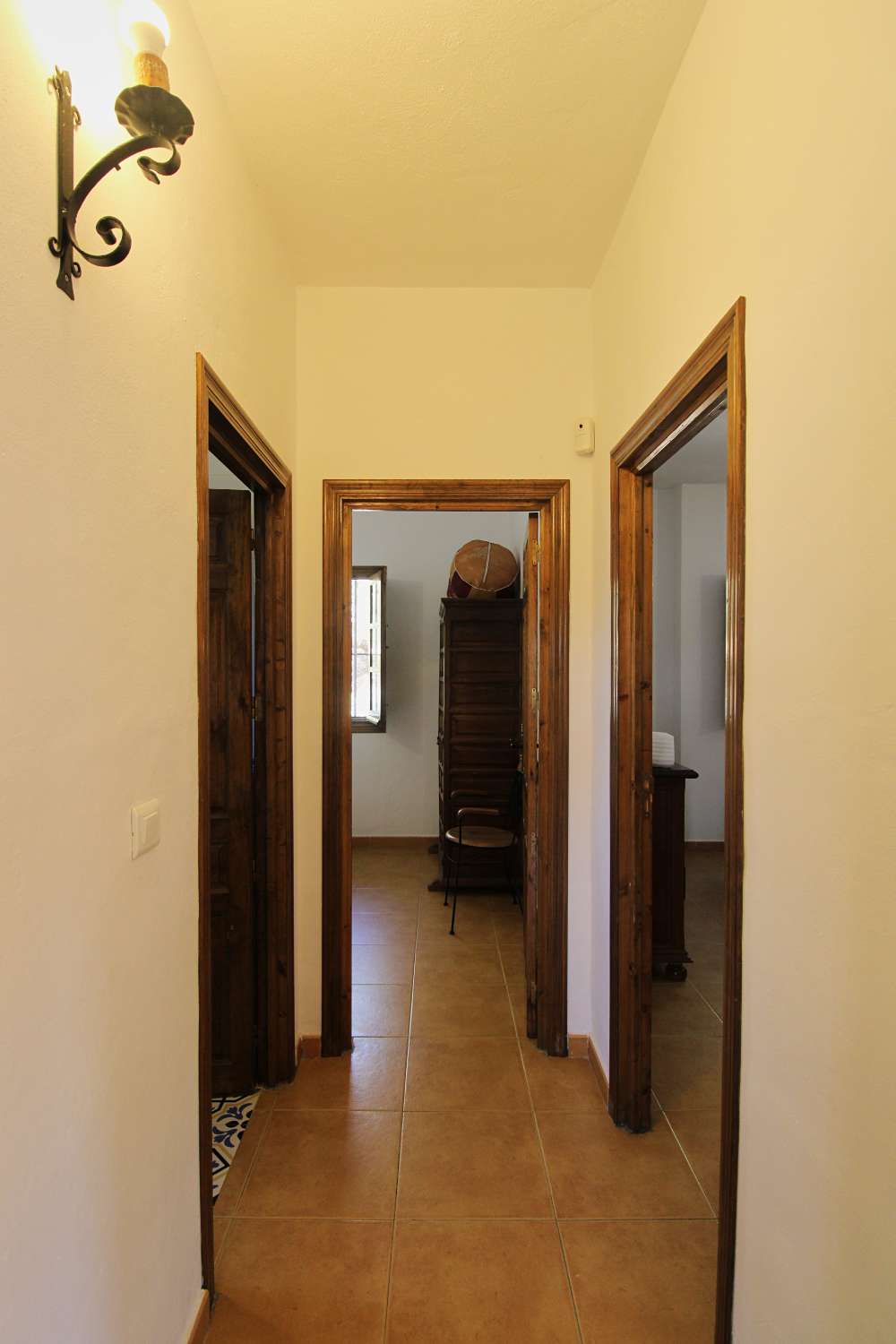 Rural house with tourist license, swimming pool and large plot in Periana