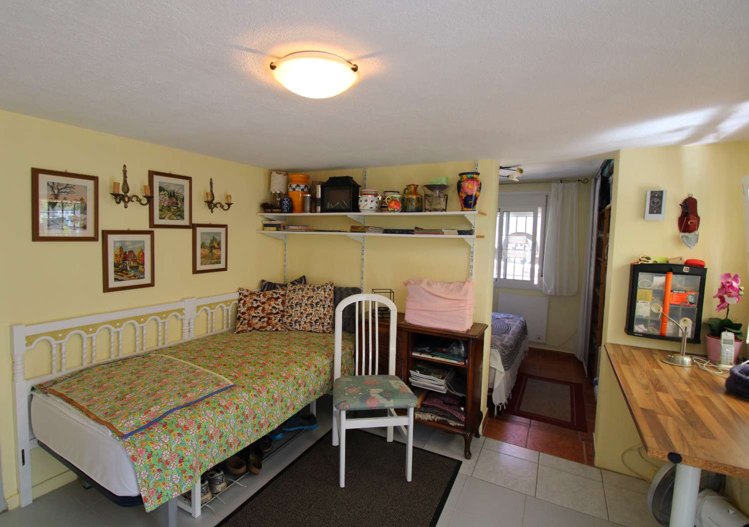 Charming villa-bungalow with sea views and guest apartment in Mijas Costa