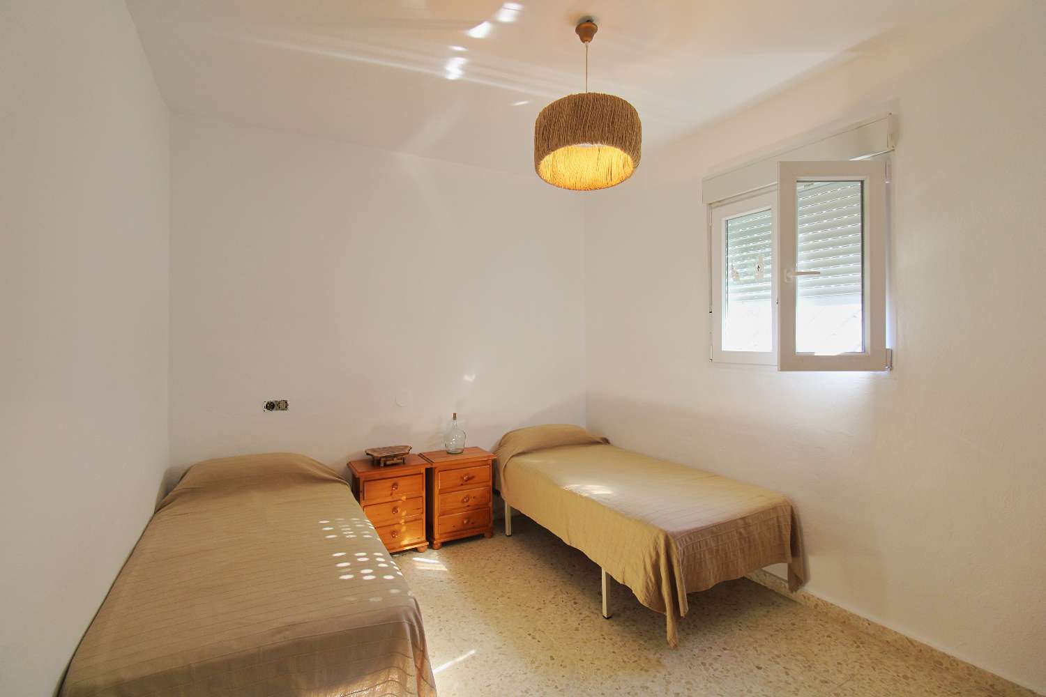 Natural retreat with country house and productive land