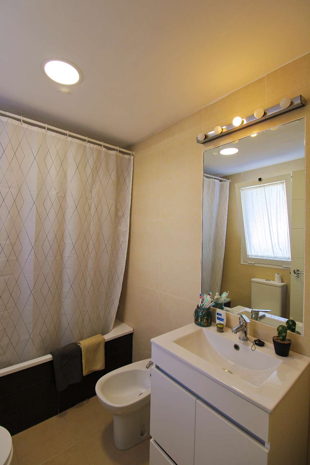 Spectacular corner house with pool, large garage and panoramic views in Coín — ready to move in