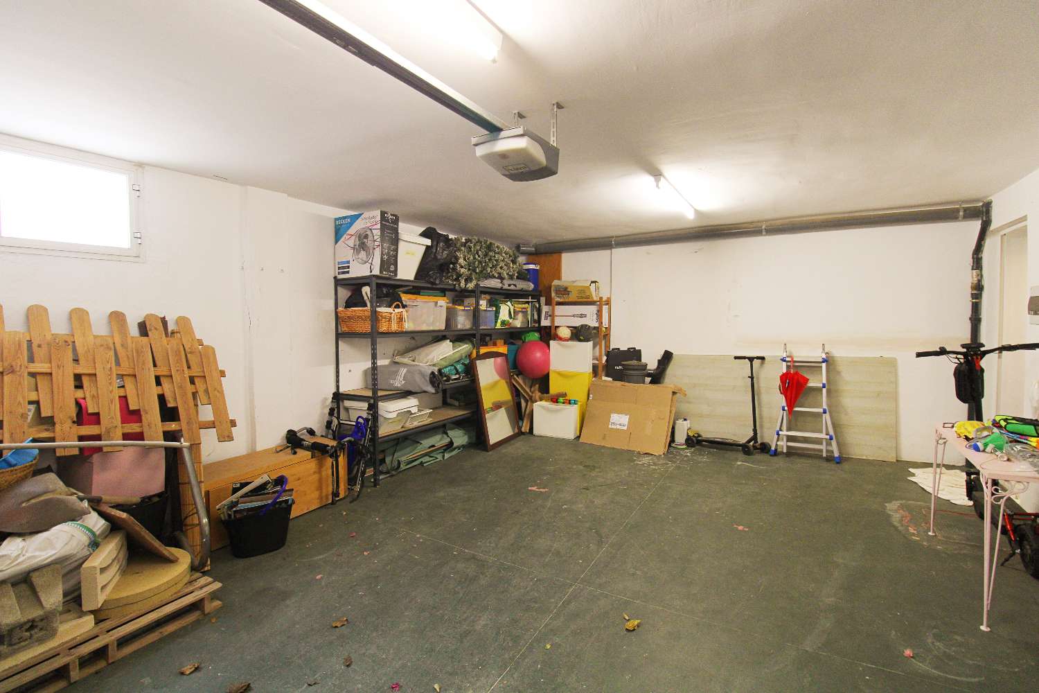 Exclusiva villa en alquiler en Capellanía con piscina y apartamento independiente