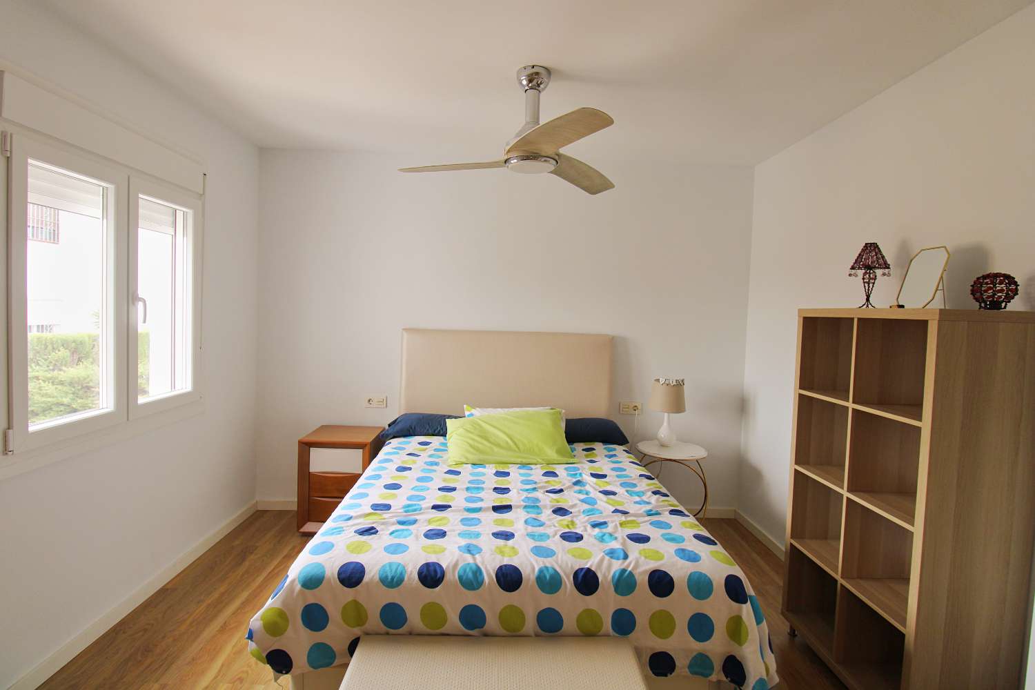 Exclusiva villa en alquiler en Capellanía con piscina y apartamento independiente