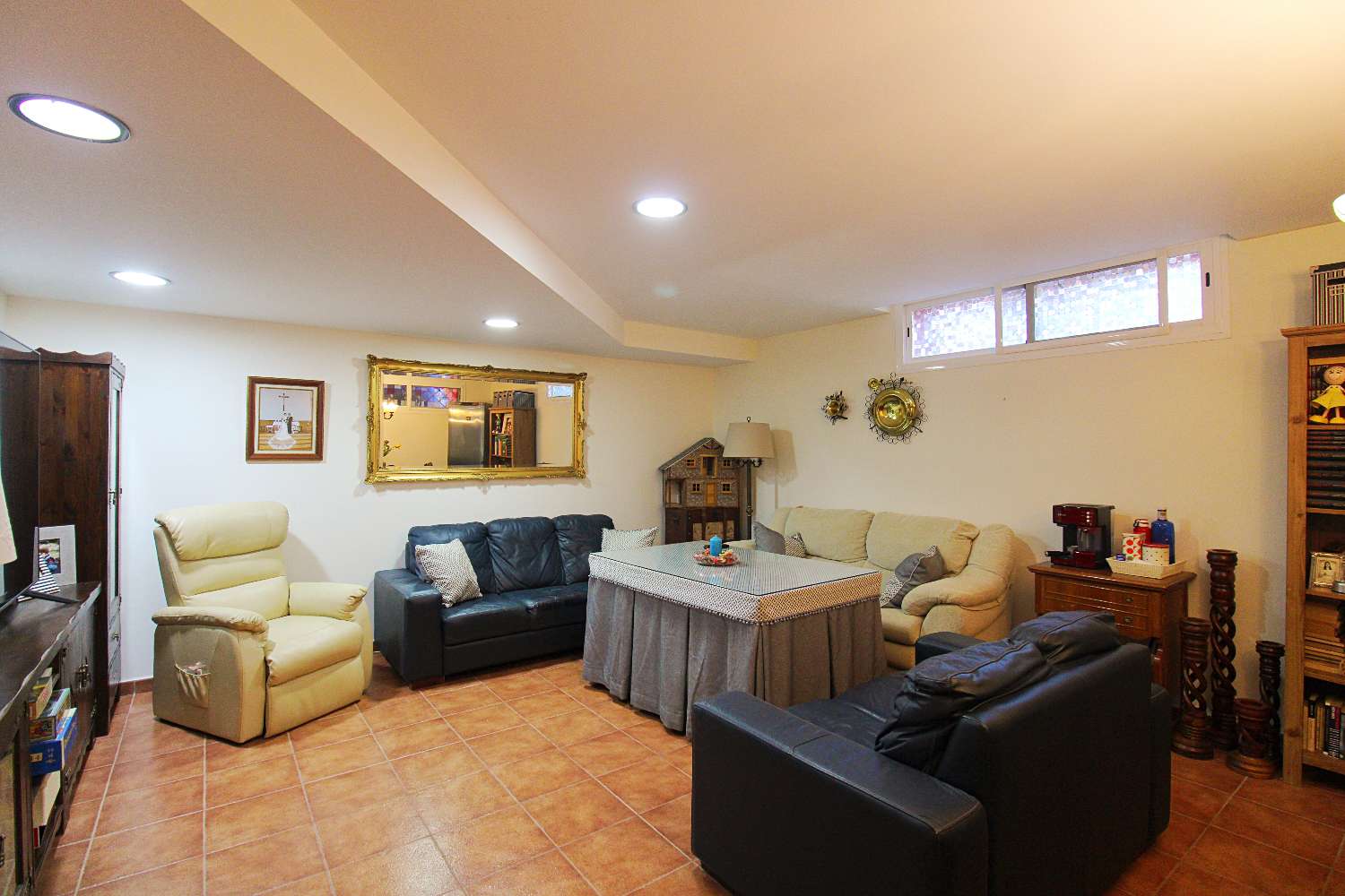 Doppelhaushälfte mit Pool und ausgebautem Keller in Finca Peralta, Alhaurín de la Torre