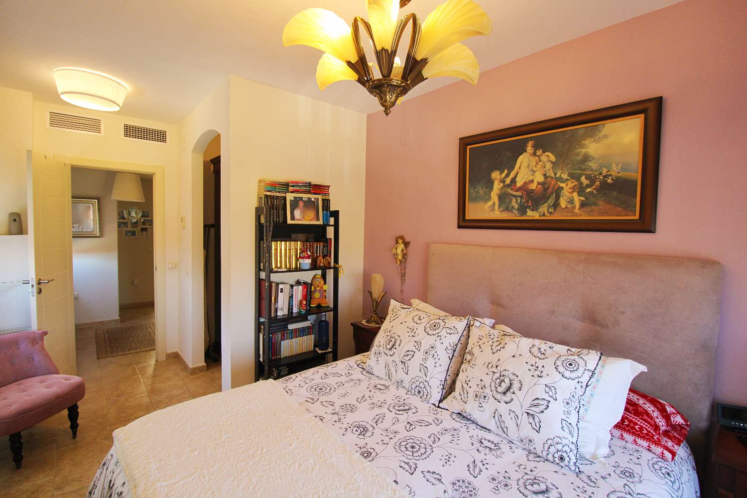 Doppelhaushälfte mit Pool und ausgebautem Keller in Finca Peralta, Alhaurín de la Torre