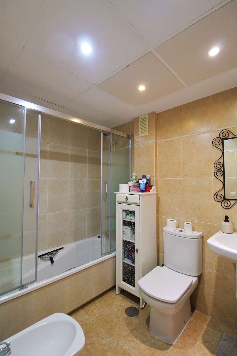 Doppelhaushälfte mit Pool und ausgebautem Keller in Finca Peralta, Alhaurín de la Torre