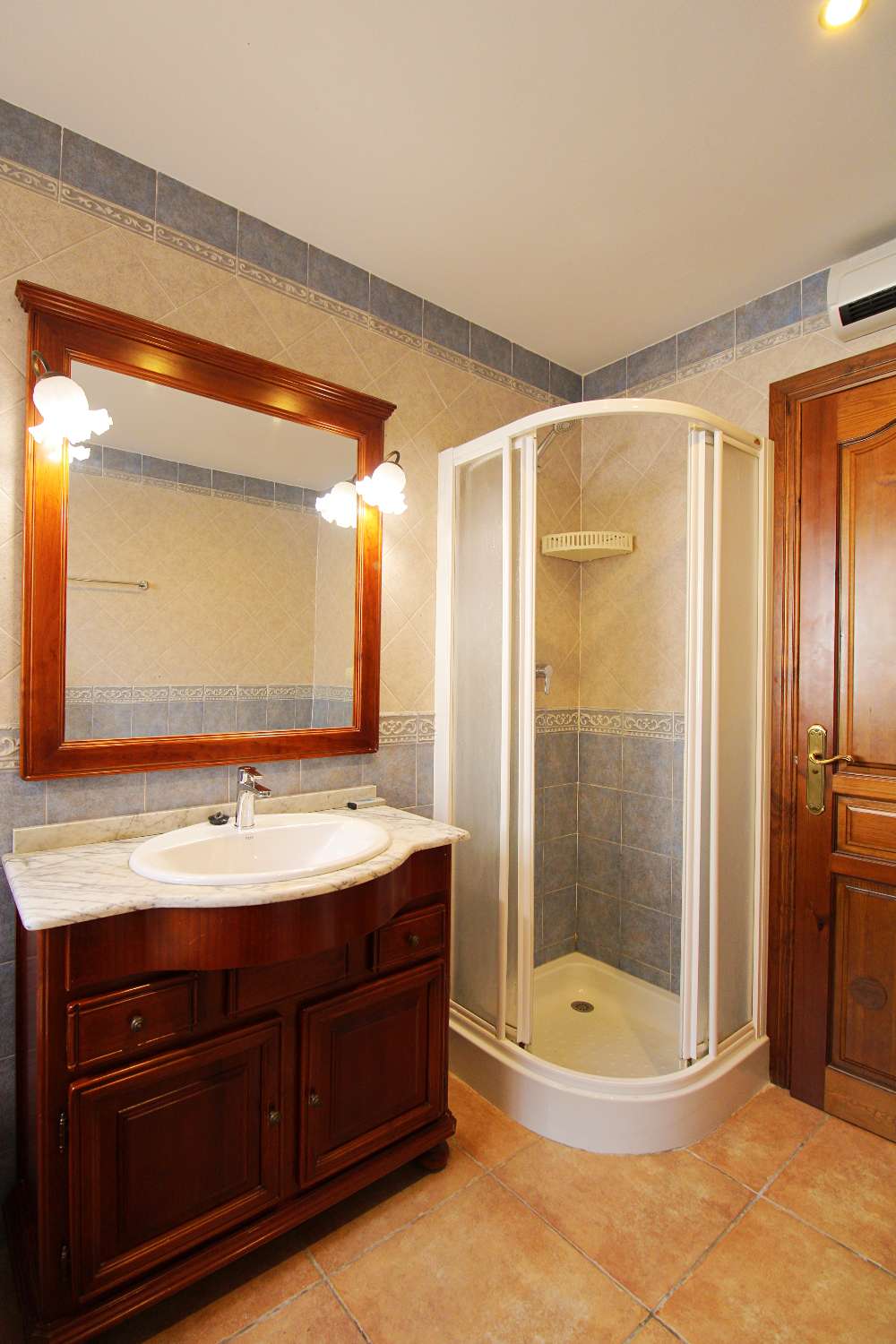 Espectacular villa en alquiler en Las Barrancas con piscina, jacuzzi y vistas panorámicas