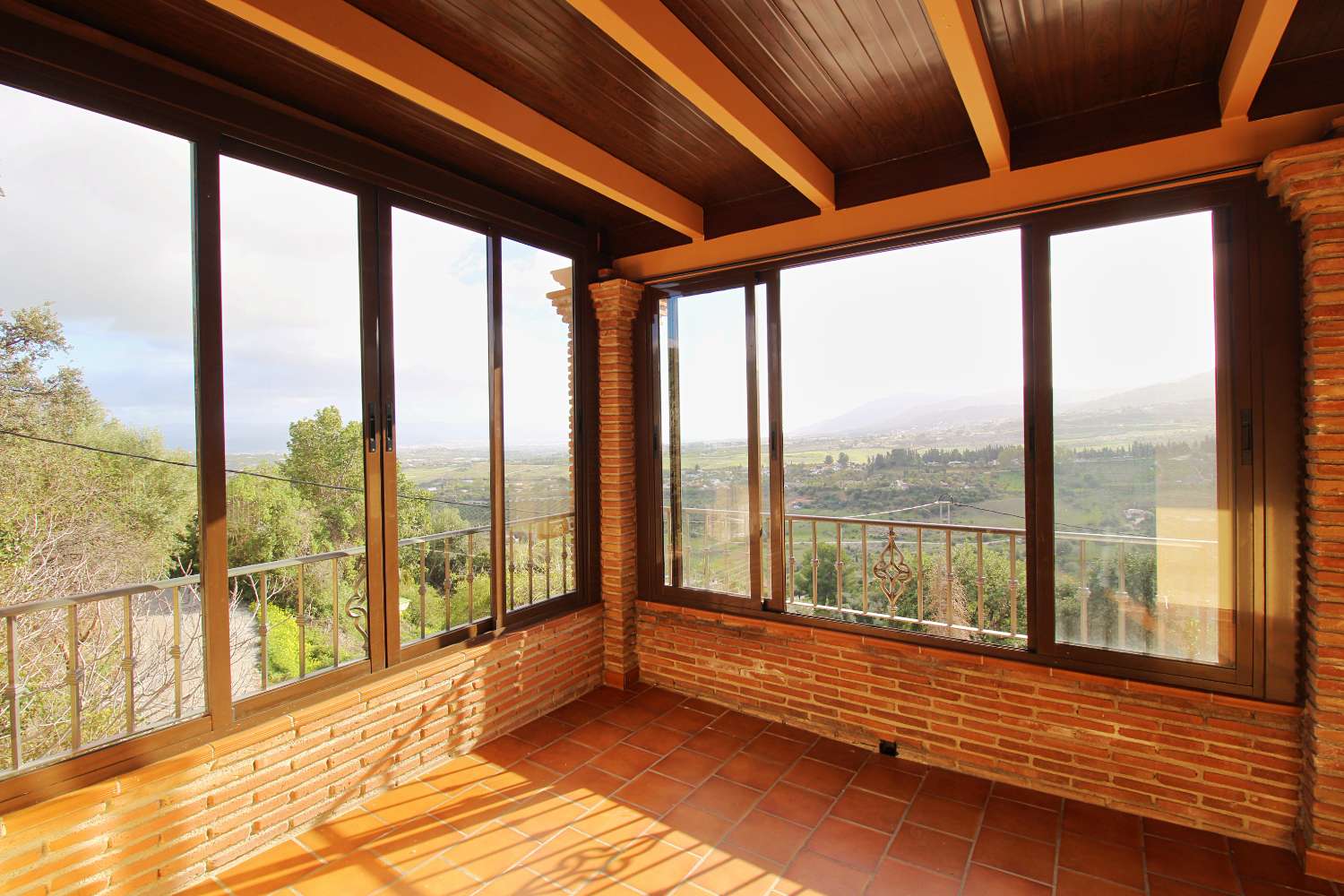 Espectacular villa en alquiler en Las Barrancas con piscina, jacuzzi y vistas panorámicas