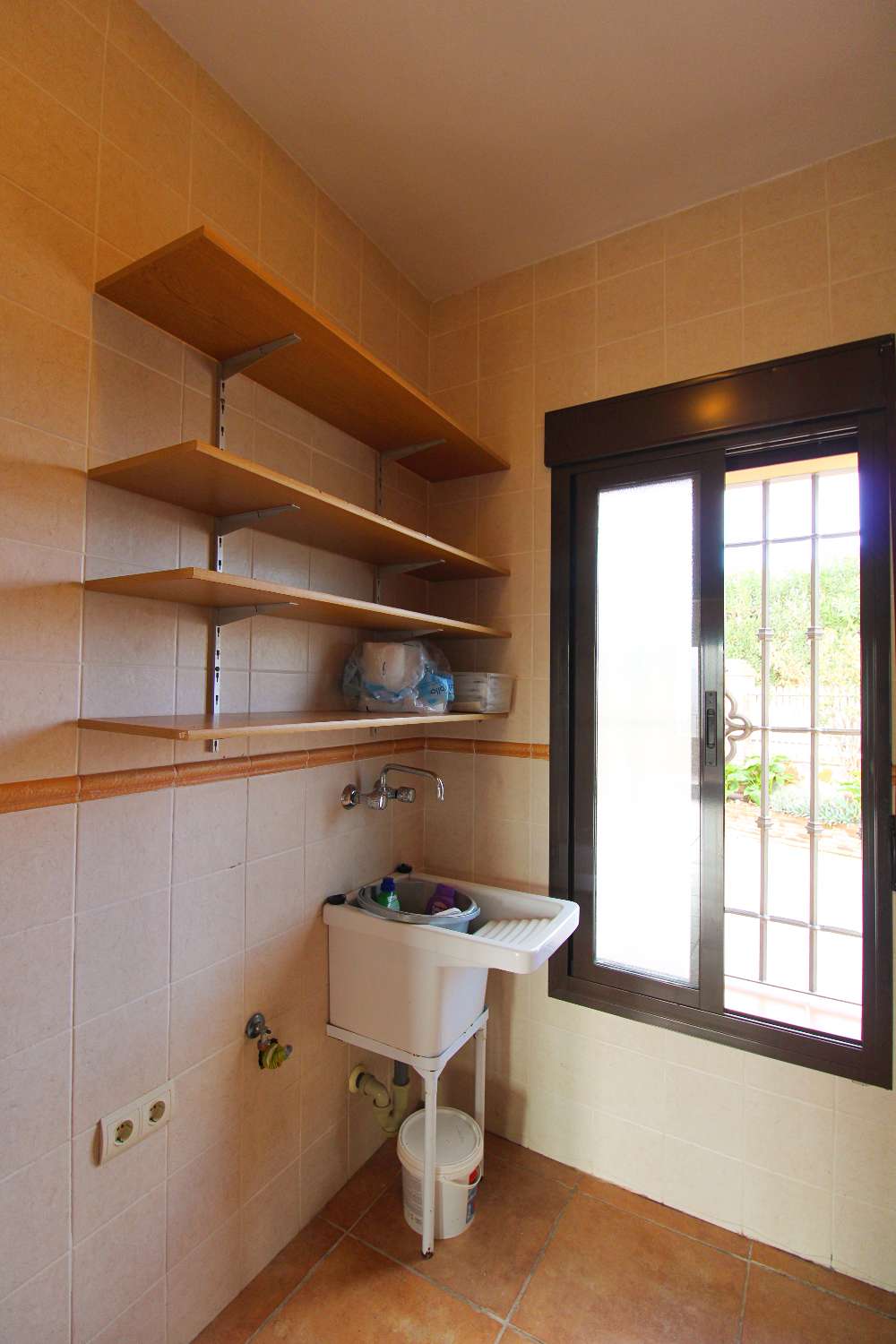 Espectacular villa en alquiler en Las Barrancas con piscina, jacuzzi y vistas panorámicas