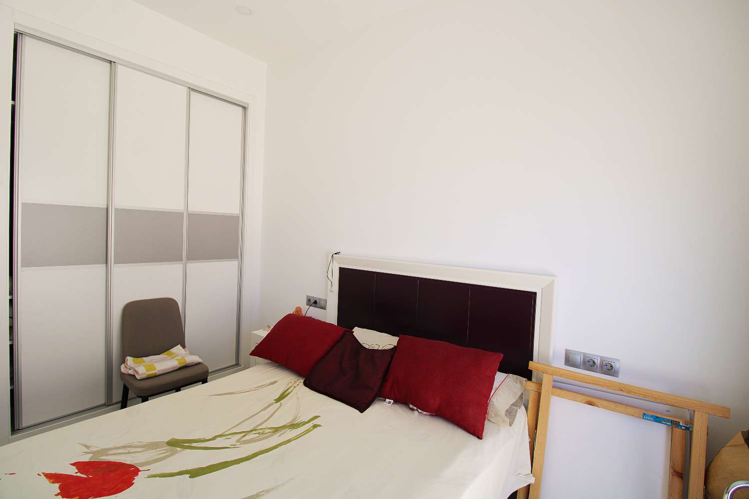 Villa de una sola planta en Pinos de Alhaurín – Moderna, eficiente y lista para entrar a vivir