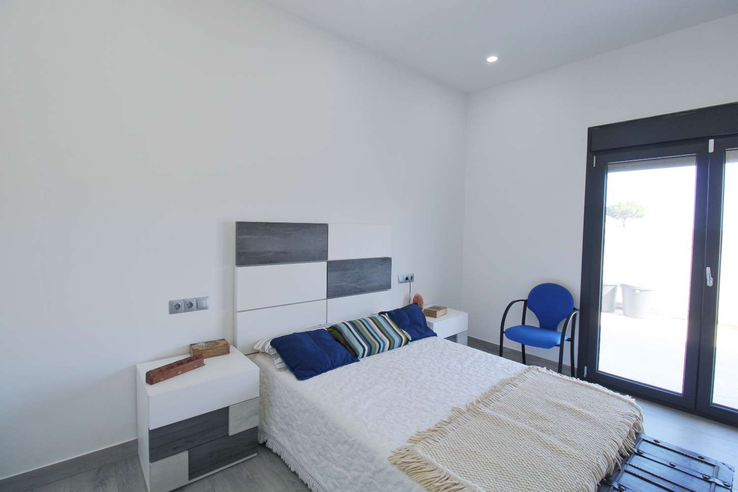 Villa de una sola planta en Pinos de Alhaurín – Moderna, eficiente y lista para entrar a vivir