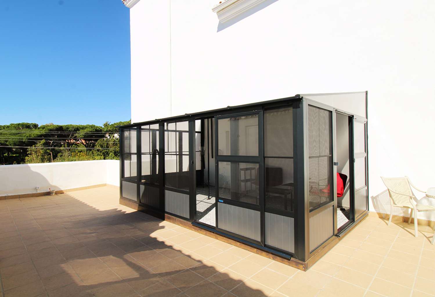 Amplio apartamento con vistas al mar en Calahonda – Mijas Costa