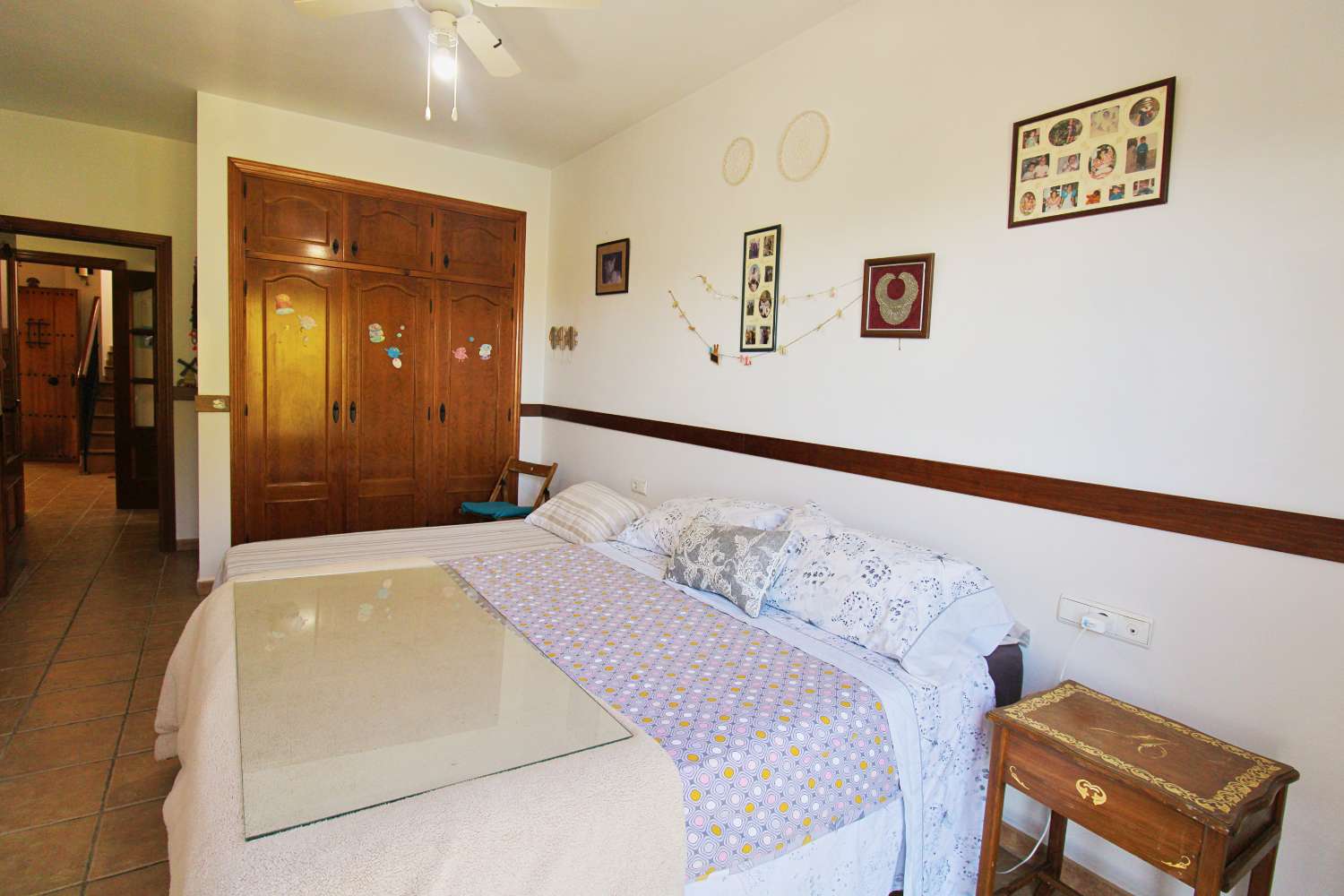 Espectacular Villa en Pinos de Alhaurín con Piscina, Gran Parcela y Sótano de Gran Potencial