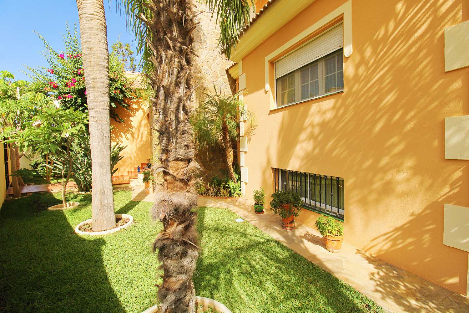 VILLA EN FUENSANGUÍNEA, ALHAURÍN DE LA TORRE