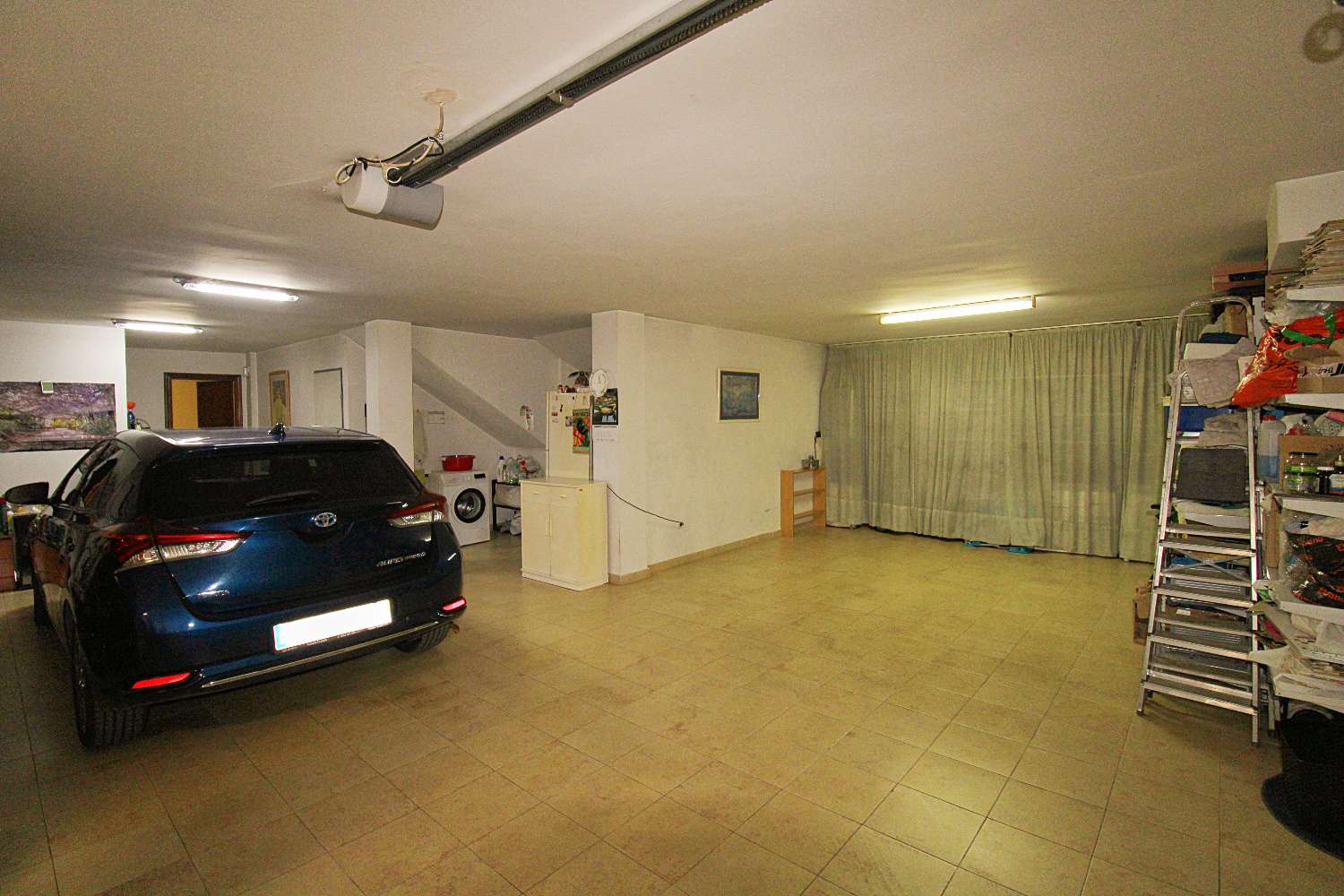 VILLA EN FUENSANGUÍNEA, ALHAURÍN DE LA TORRE