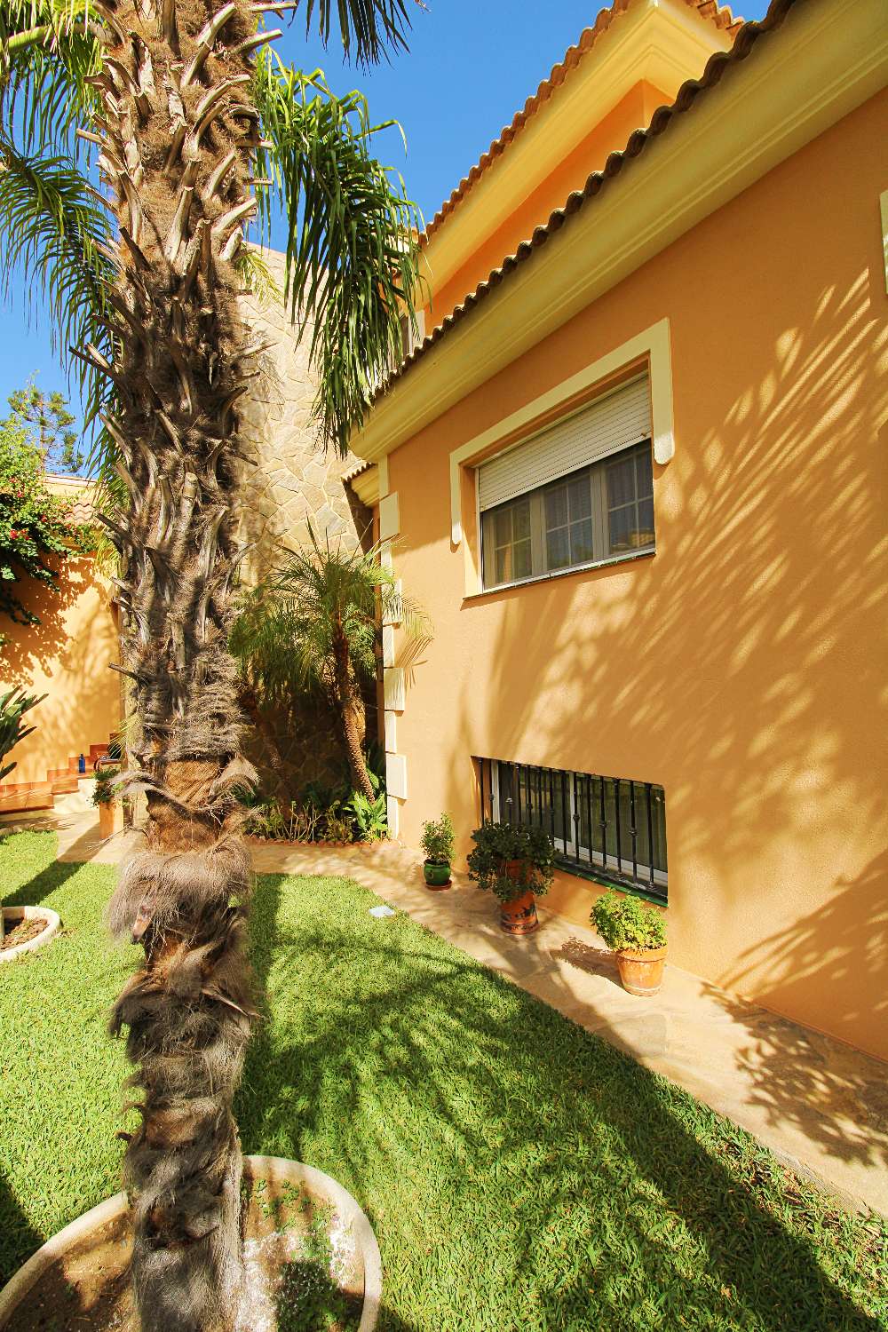 VILLA EN FUENSANGUÍNEA, ALHAURÍN DE LA TORRE