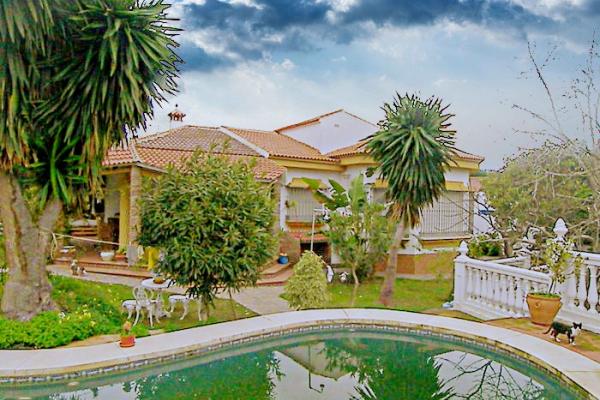 Villa en alquiler en Alhaurín de la Torre