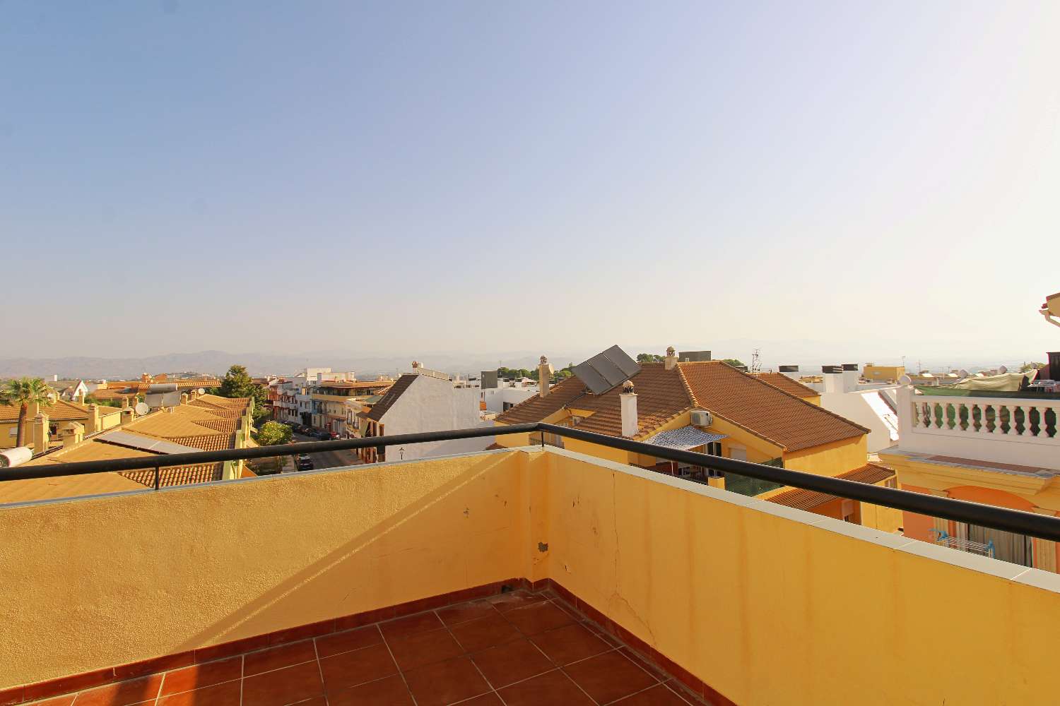Ático con gran terraza en pleno centro de Alhaurín de la Torre