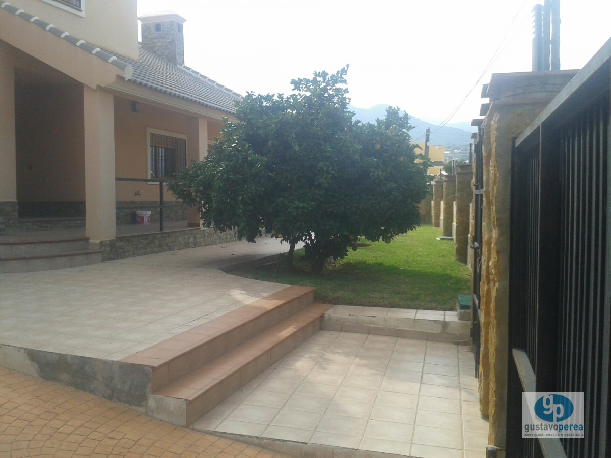 Villa uthyres i Alhaurín de la Torre