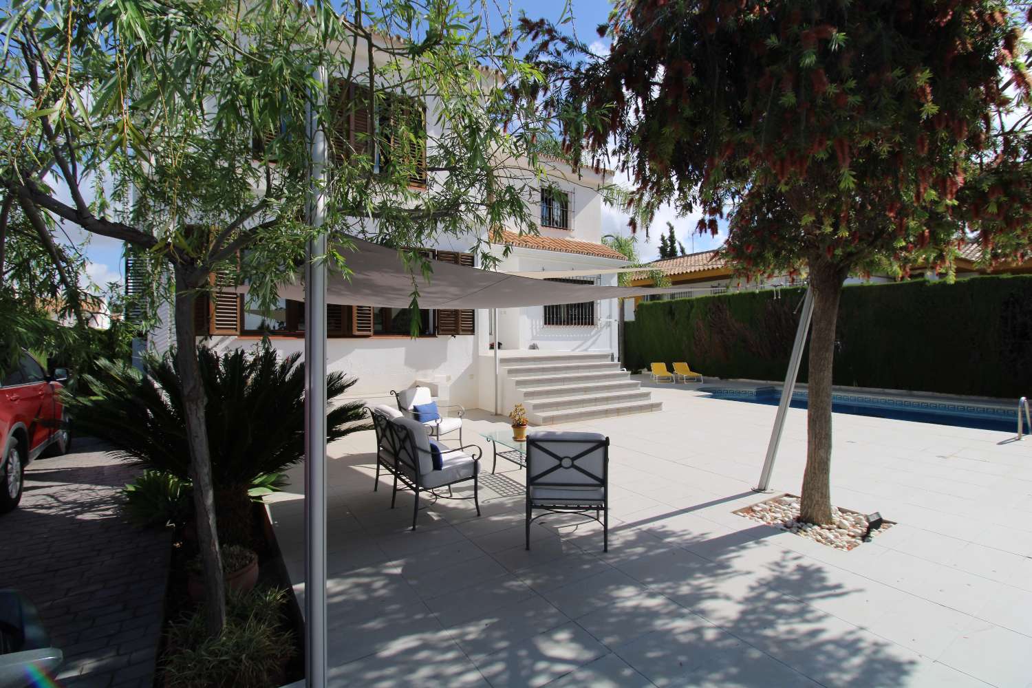 Villa independiente ubicada en la Capellania