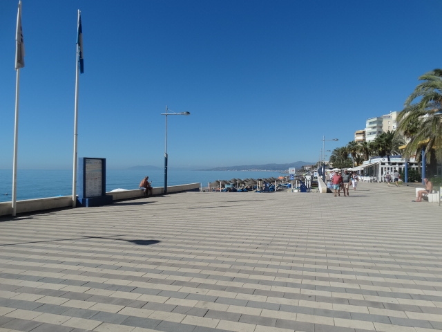 Apartment in Torrox on the beachfront.