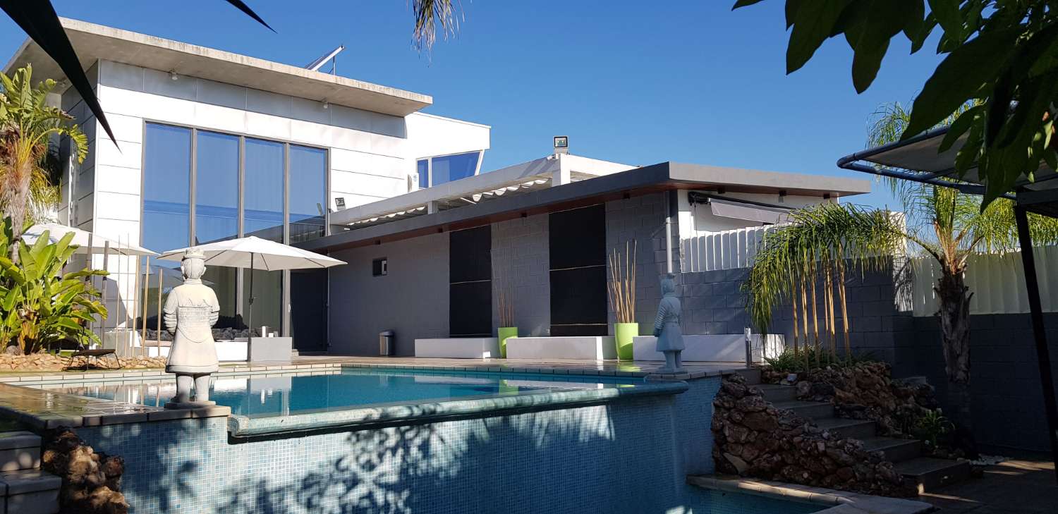 Fantástica Villa de estilo moderno