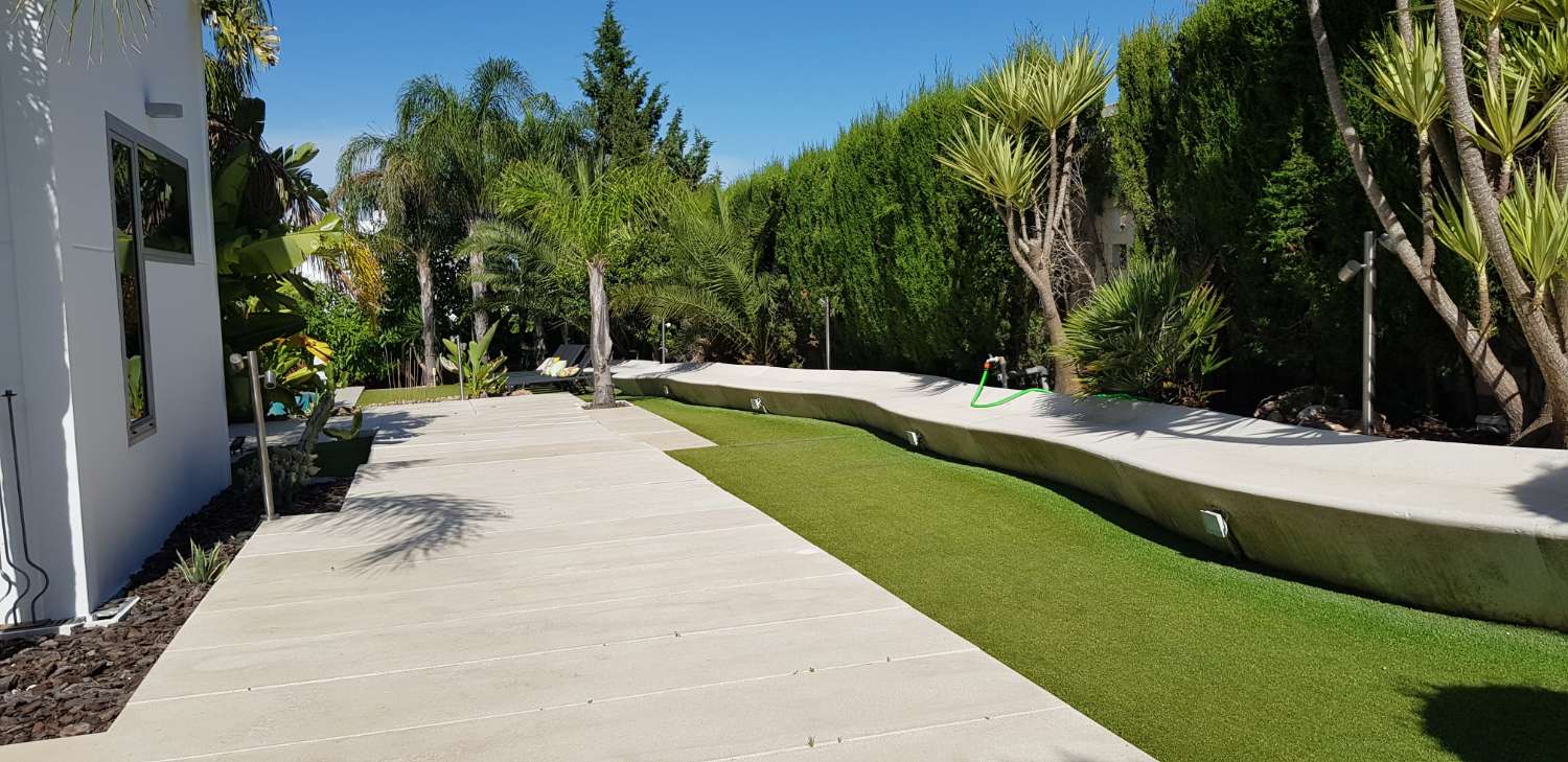 Fantástica Villa de estilo moderno
