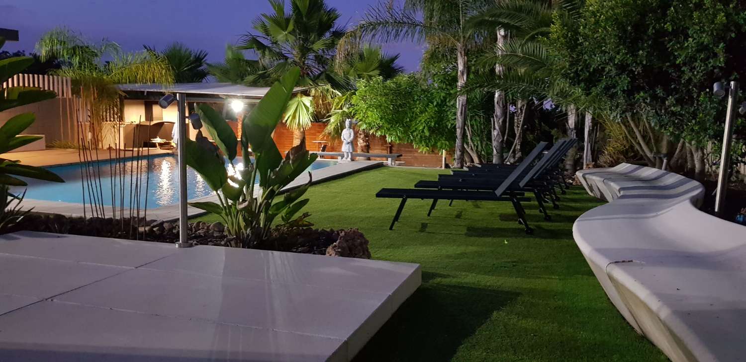 Fantástica Villa de estilo moderno
