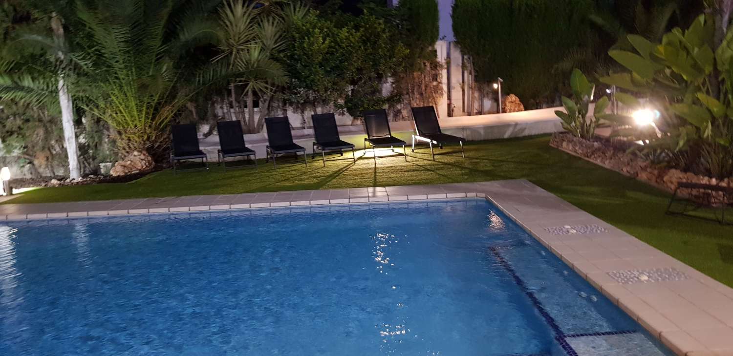 Fantástica Villa de estilo moderno