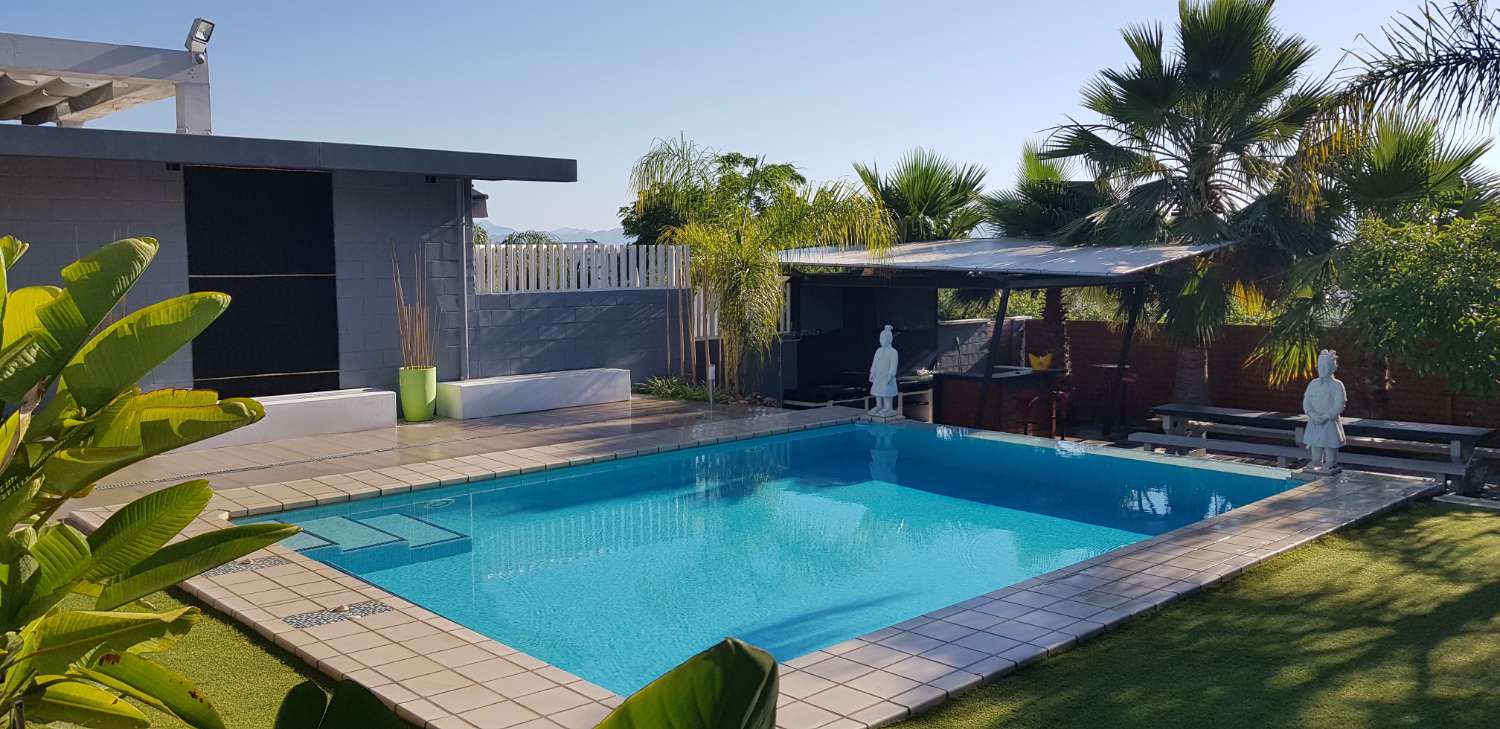 Fantástica Villa de estilo moderno