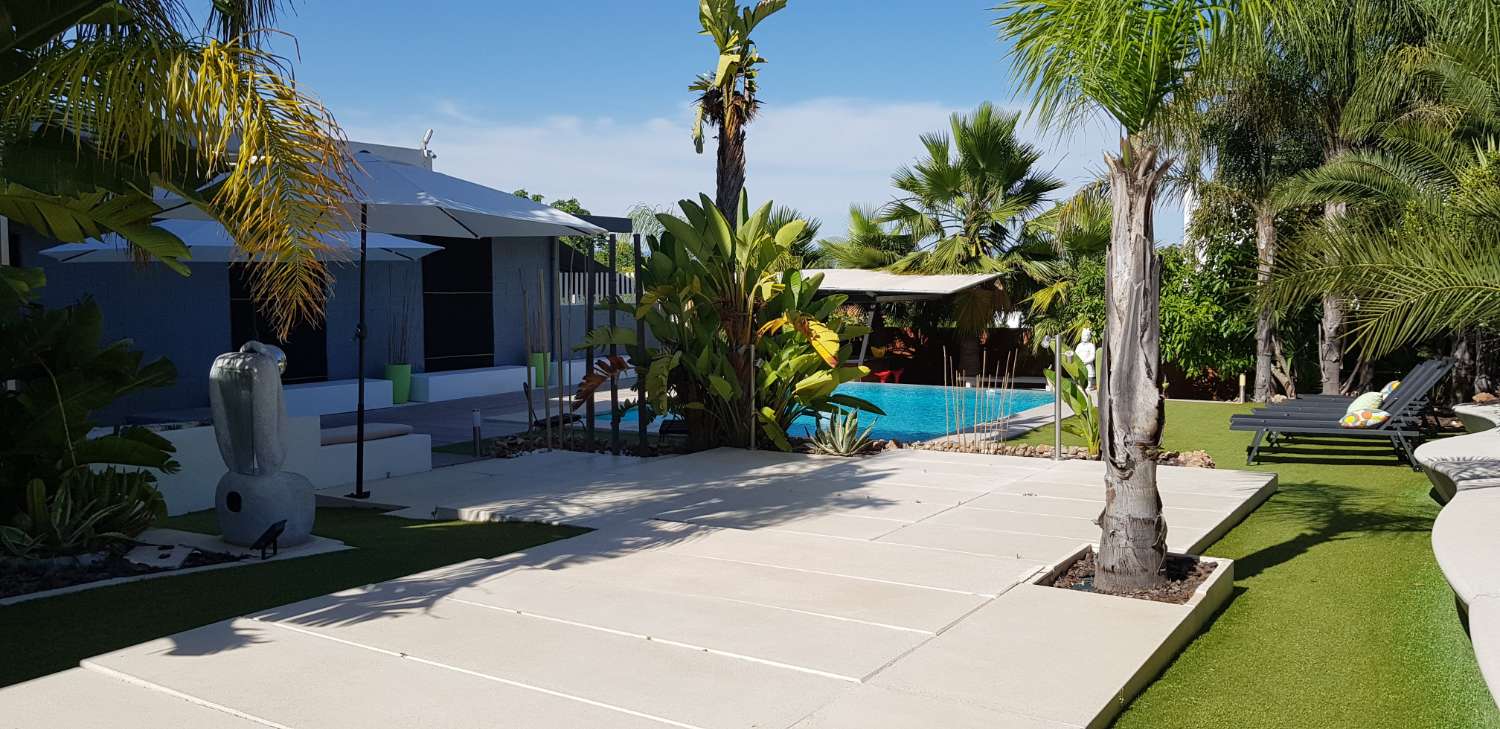 Fantástica Villa de estilo moderno